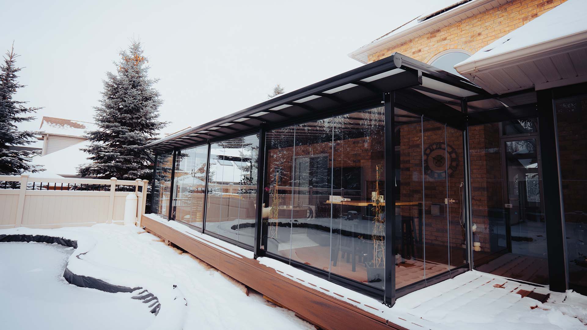 Building a Sunroom on Existing Decks in Canada - Lumon
