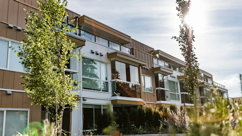 Wren & Raven in Mission, British Columbia