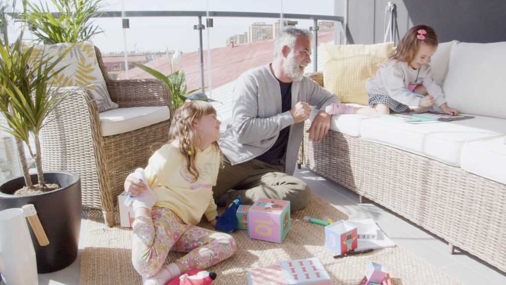 Cómo hacer una terraza más segura para los niños