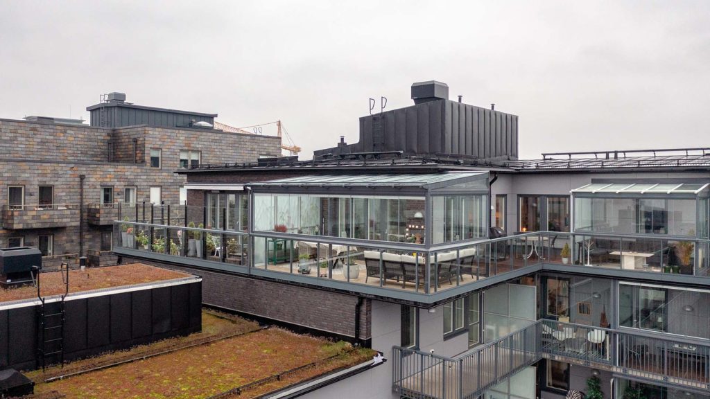 Arquitectura sostenible: porches acristalados como elementos eco en proyectos inmobiliarios