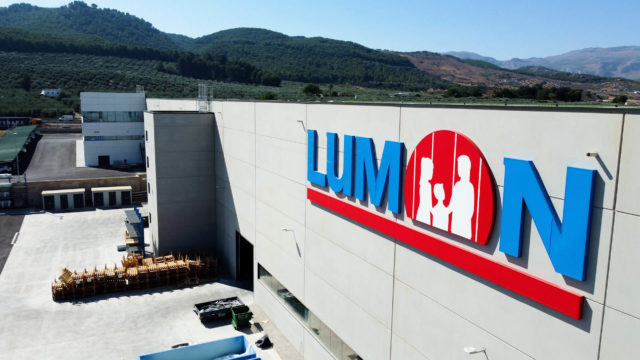 fabrica de Lumon para acristalamientos