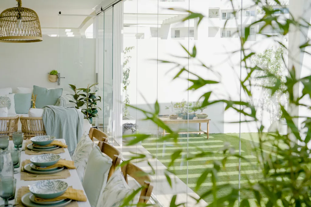 Refrescar la terraza con plantas