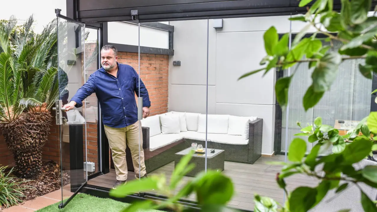 Cómo proteger tu terraza del polvo y la contaminación urbana