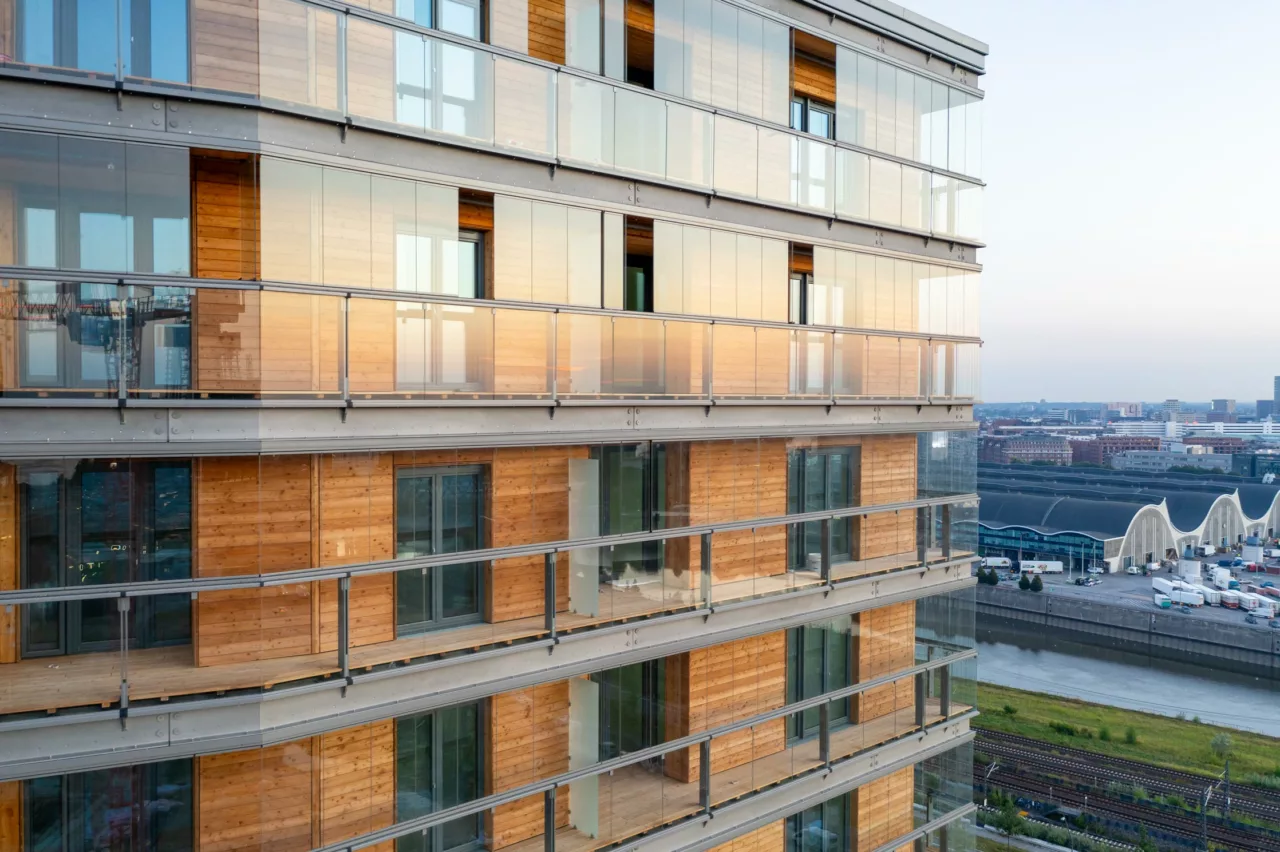 Projet "roots" à Hambourg avec des vitrages de balcon Lumon