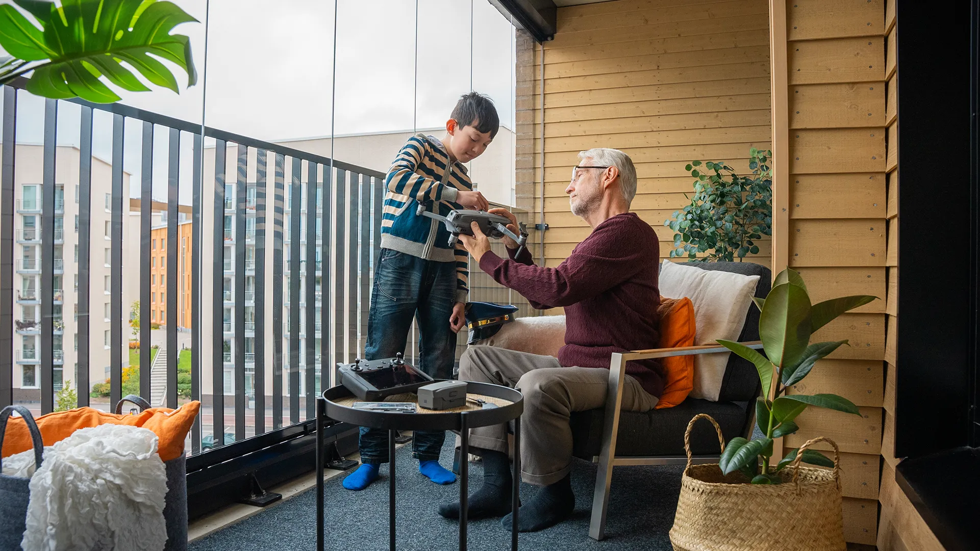 Skreddersydd og fleksibel balkong-løsning med Lumon innglassing for balkong og terrasse