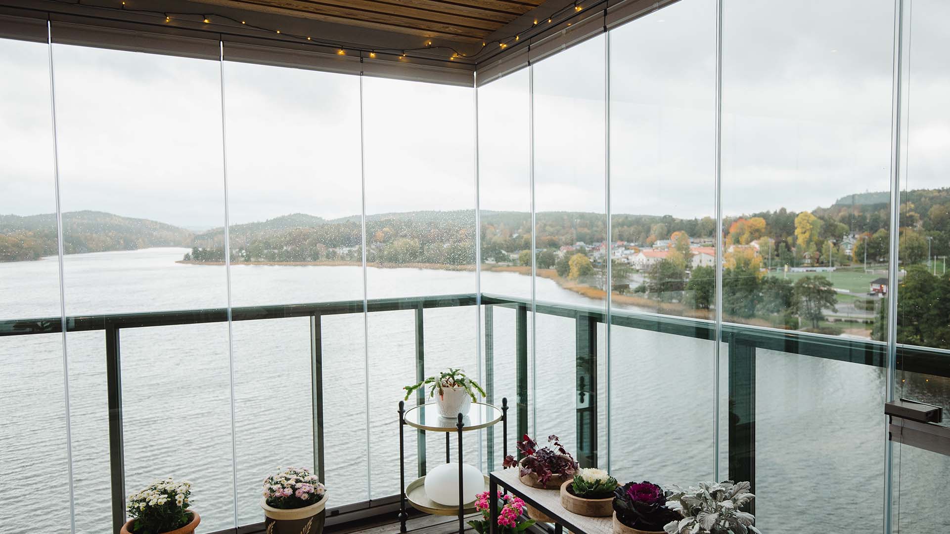 Lumon balcony glazing